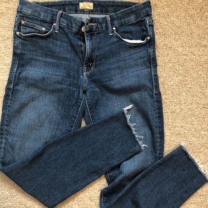 Mother looked skinny jeans